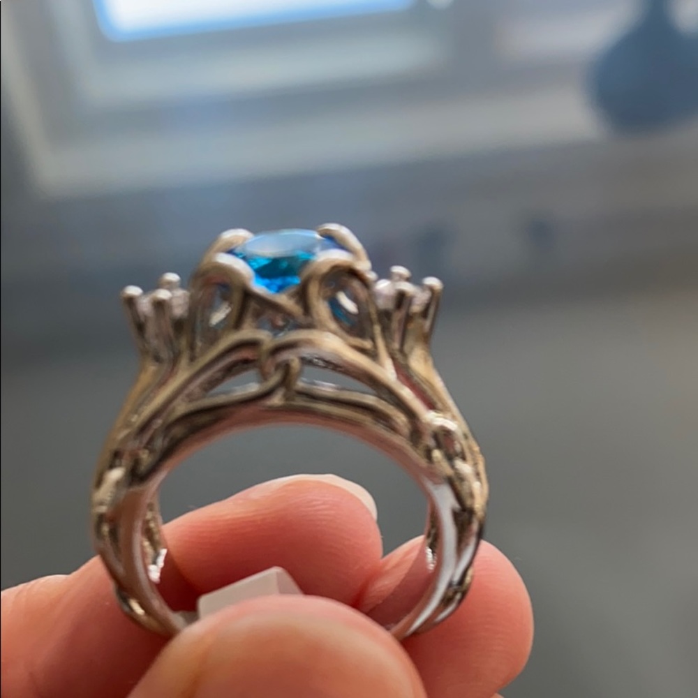 Cocktail Ring - Picture 3 of 4